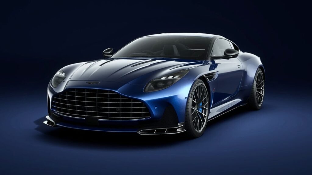 Aston Martin DB12