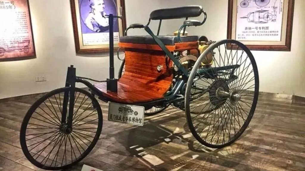 Xiamen Yuecheng Classic Car Museum photos